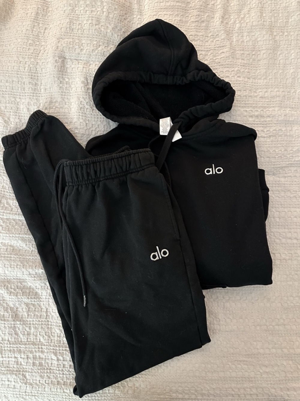 Alo accolade set